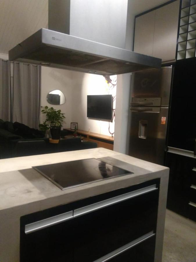 Moderno E Sofisticado Apartment