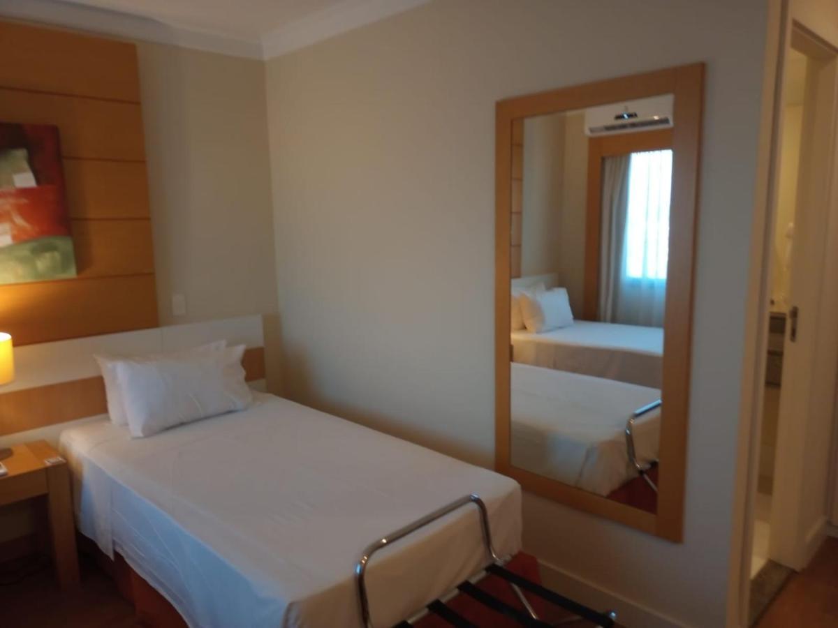 Flat Impecavel Em Frente Aeroporto De Congonhas - H609 Apartemen Sao Paulo