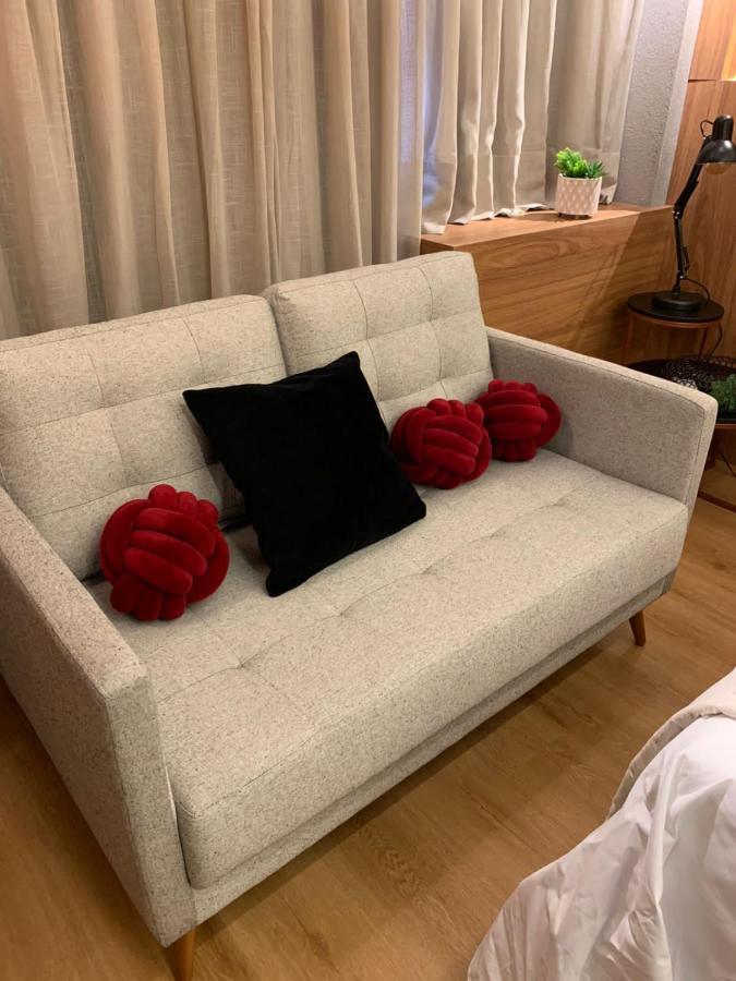Luxury Apartment *