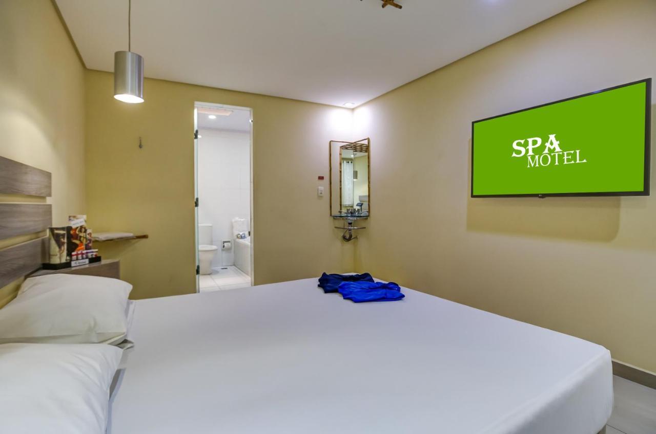 - Radial Leste Love hotel *