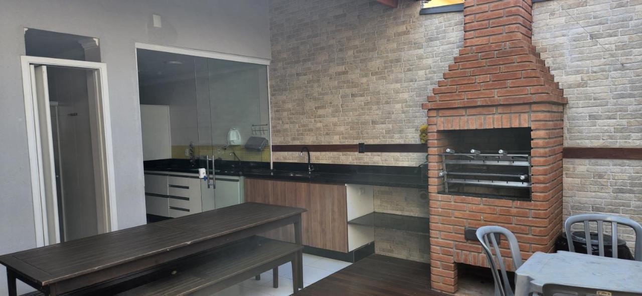 House For 12 People Near Aeroport Sao Paulo