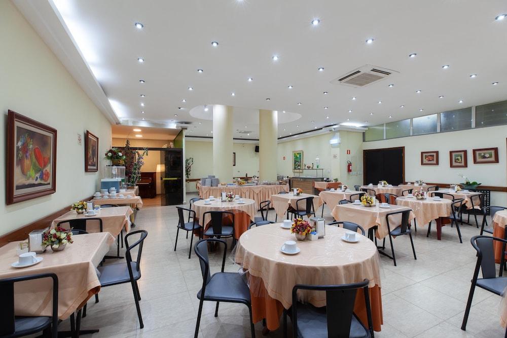 Daher Center Hotel