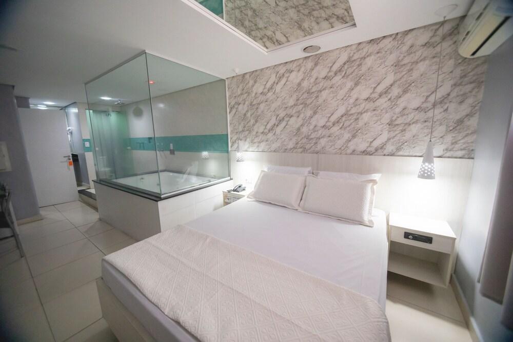 Hotel cinta Spot 3*