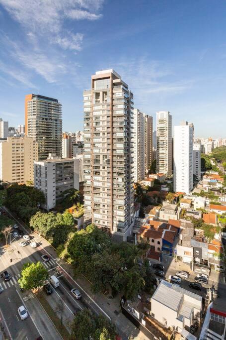Charme Pinheiros E Jardins Com Piscina, Cama Queen Apartment *