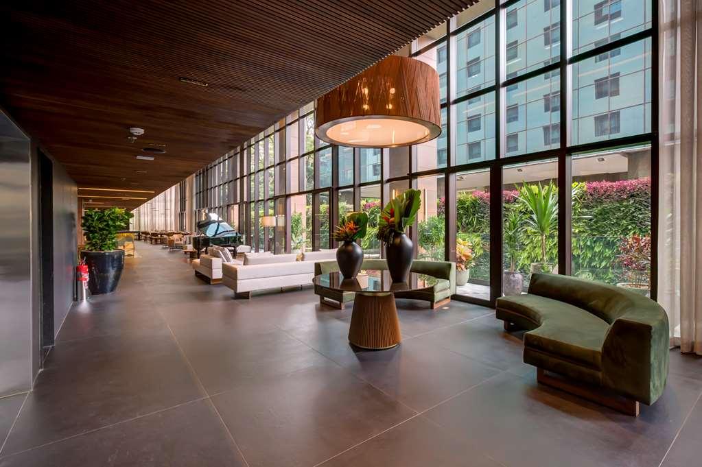 Qoya Curio Collection By Hilton *