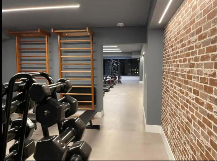 Novo, Garagem E Piscina, Moderno Ao Lado Allianz Park Apartment