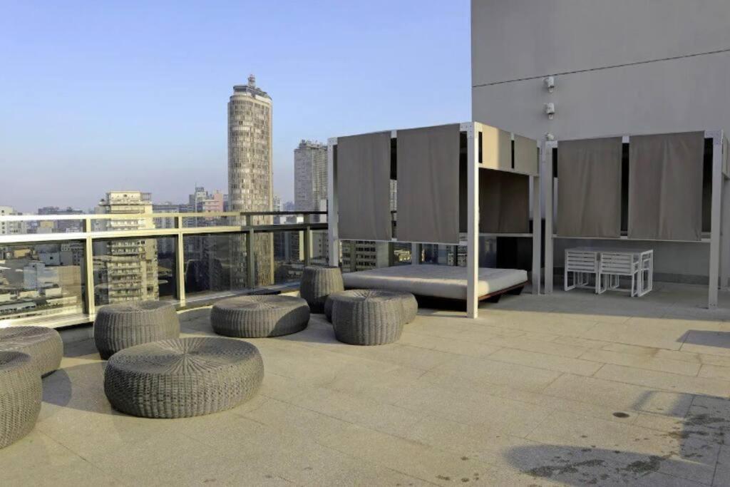Centro Sao Paulo, Republica, Estiloso, Espacoso, 813 Apartment