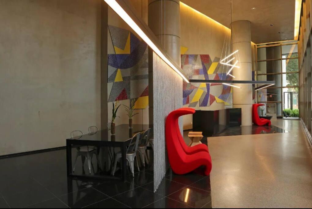Centro Sao Paulo, Republica, Estiloso, Espacoso, 813 Apartment Sao Paulo