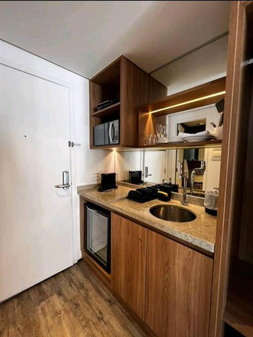 Apto Andar Alto, Consolacao, Coracao Sp, 1108 Daire *