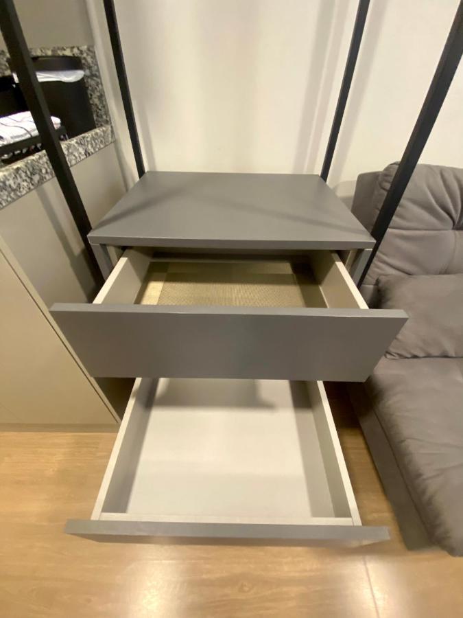 Apartamento Divino Em Frente Ao Metro Bras ! Ap 57 A Torre 2 *