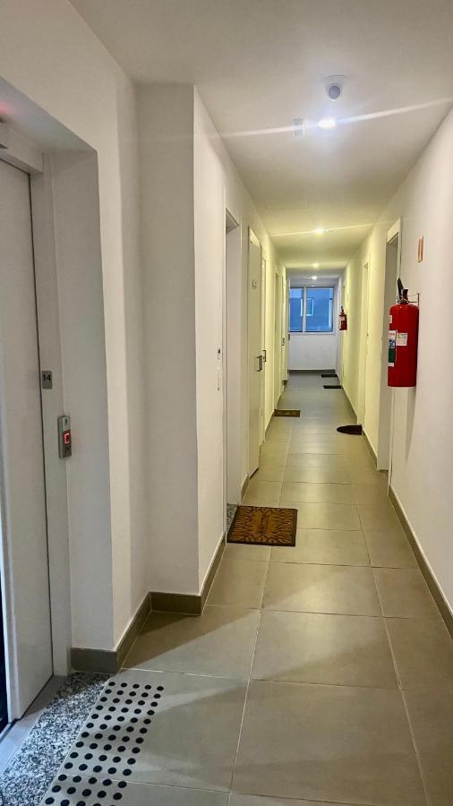 Apartamento Divino Em Frente Ao Metro Bras ! Ap 57 A Torre 2 *