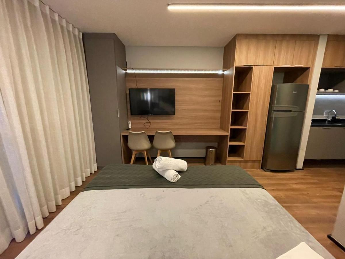 Sky Poll 306 - Near Paulista Ave & Subways, Rooftop & Full Gym ! Short & Long Stay! Apartment