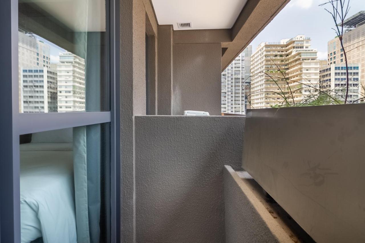 360 Pamplona Apartemen
