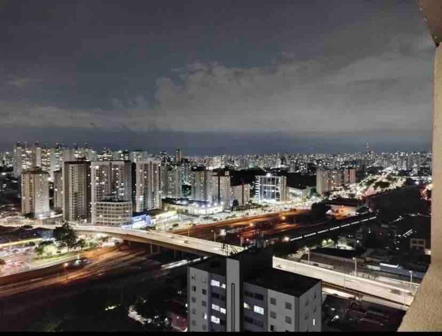 Flat Metro Belem Ultimo Andar 22 *