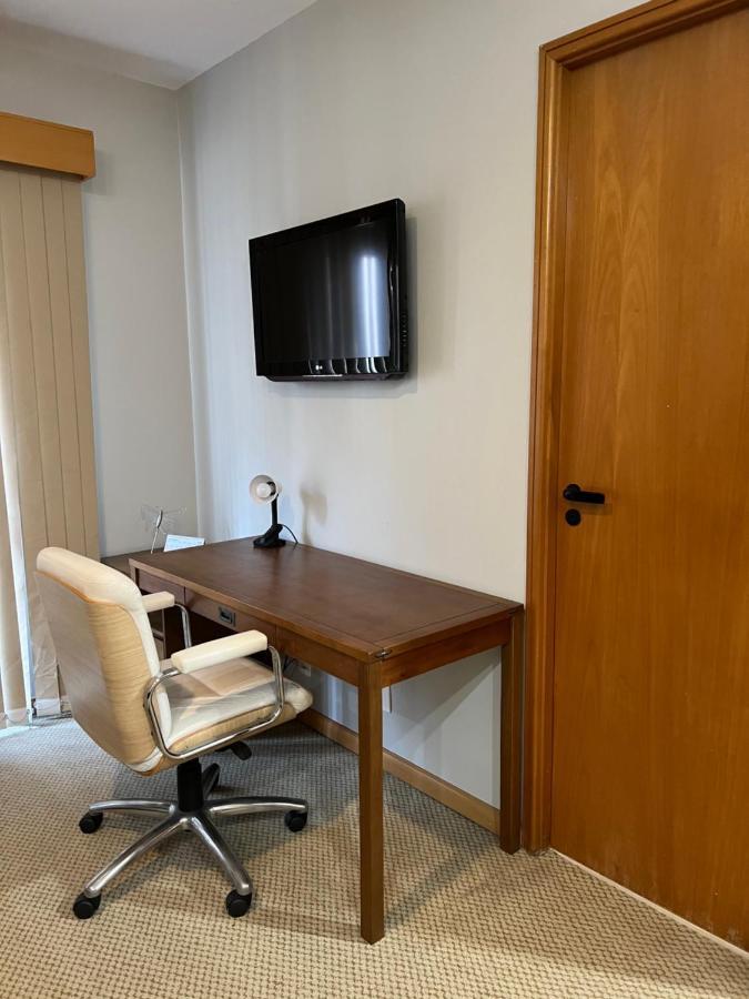 Flat No Interative Jardins, Melhor Local Em Sp, Varanda, Cozinha Compacta, Estacionamento Gratis *