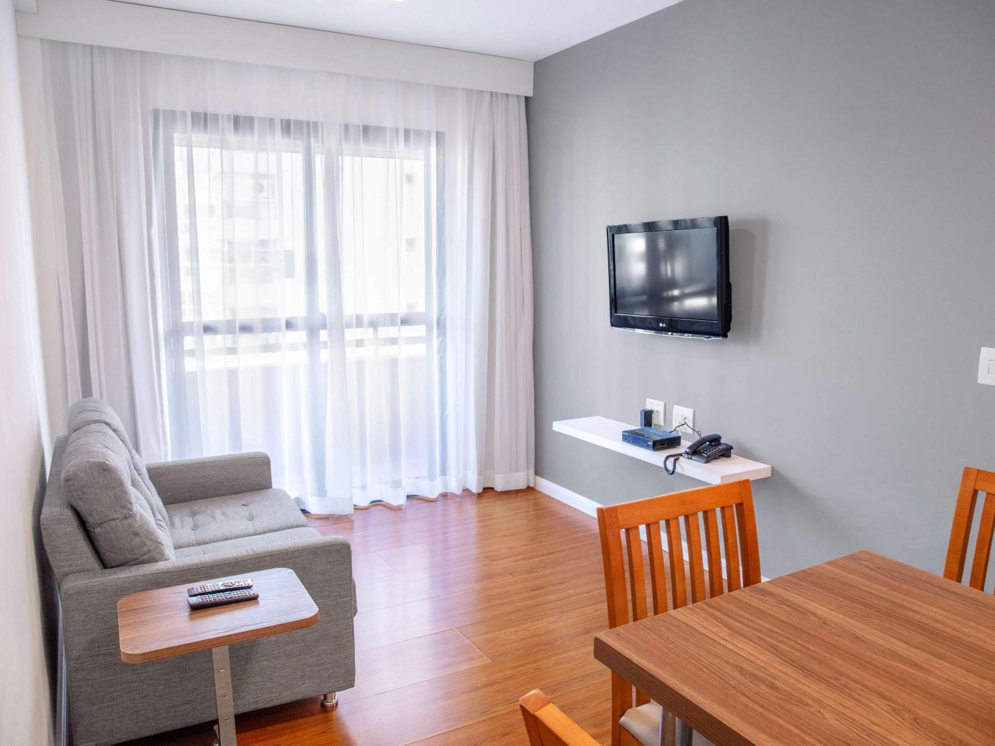Mercure Berrini Khách sạn hẻo lánh 4*