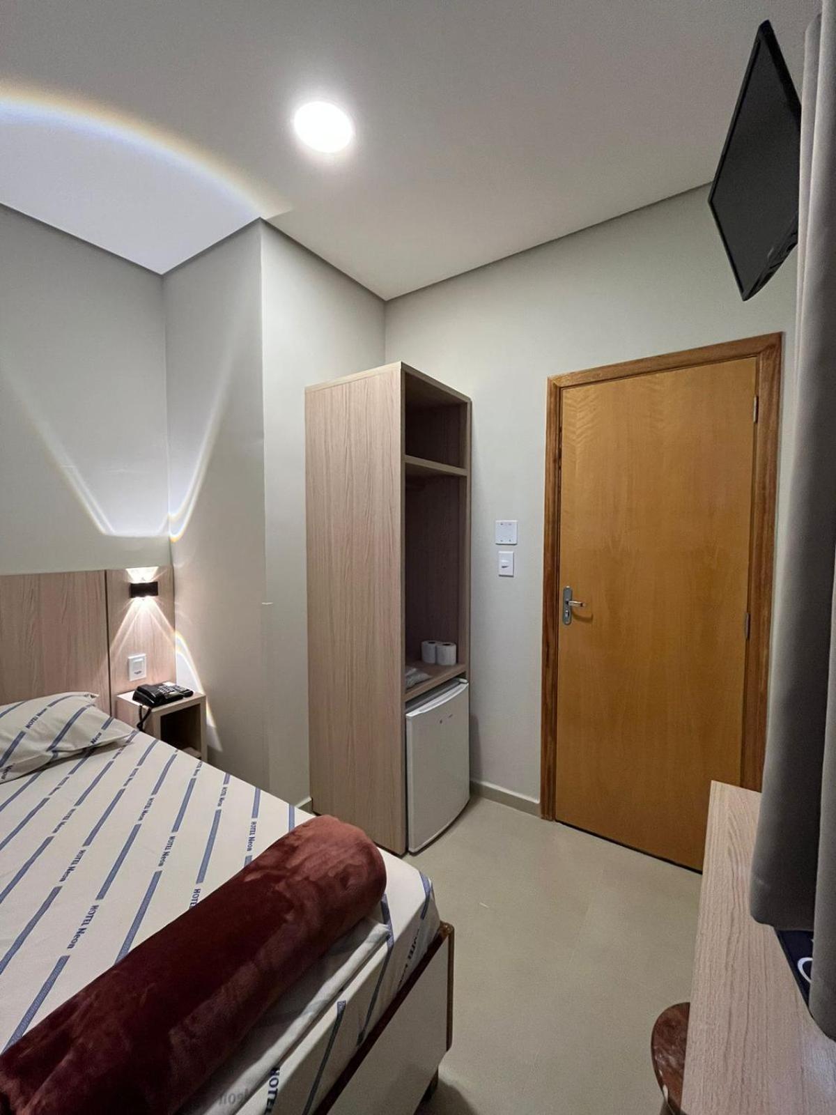 Neon: Downtown Gem Near Sampa Sky & Anhangabau Skate Park 2*
