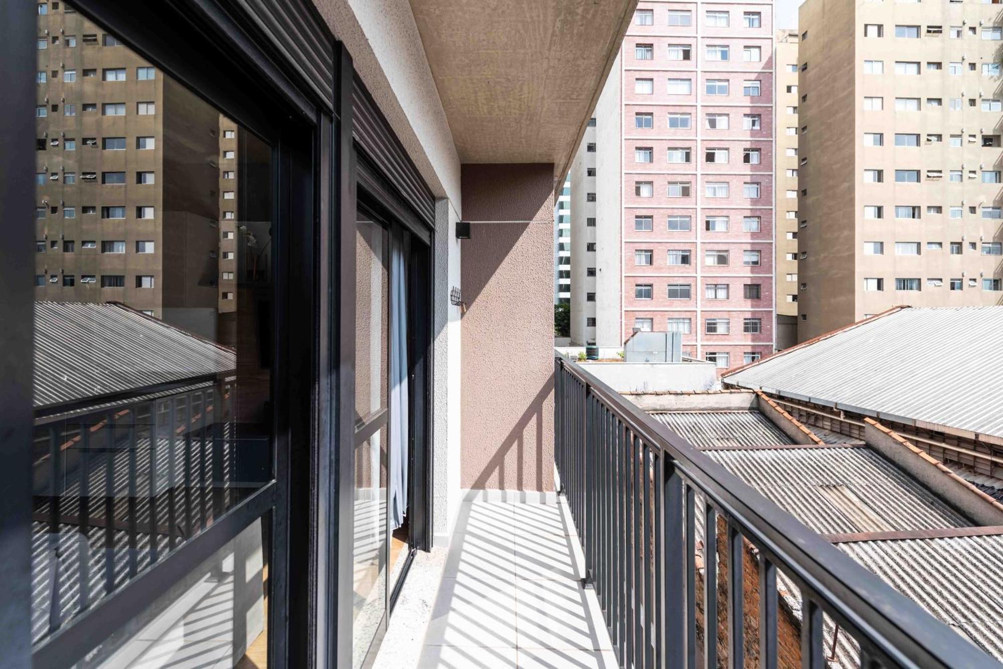 Apartemen 47 New Next Paulista Av, Fast Wifi And Balcony