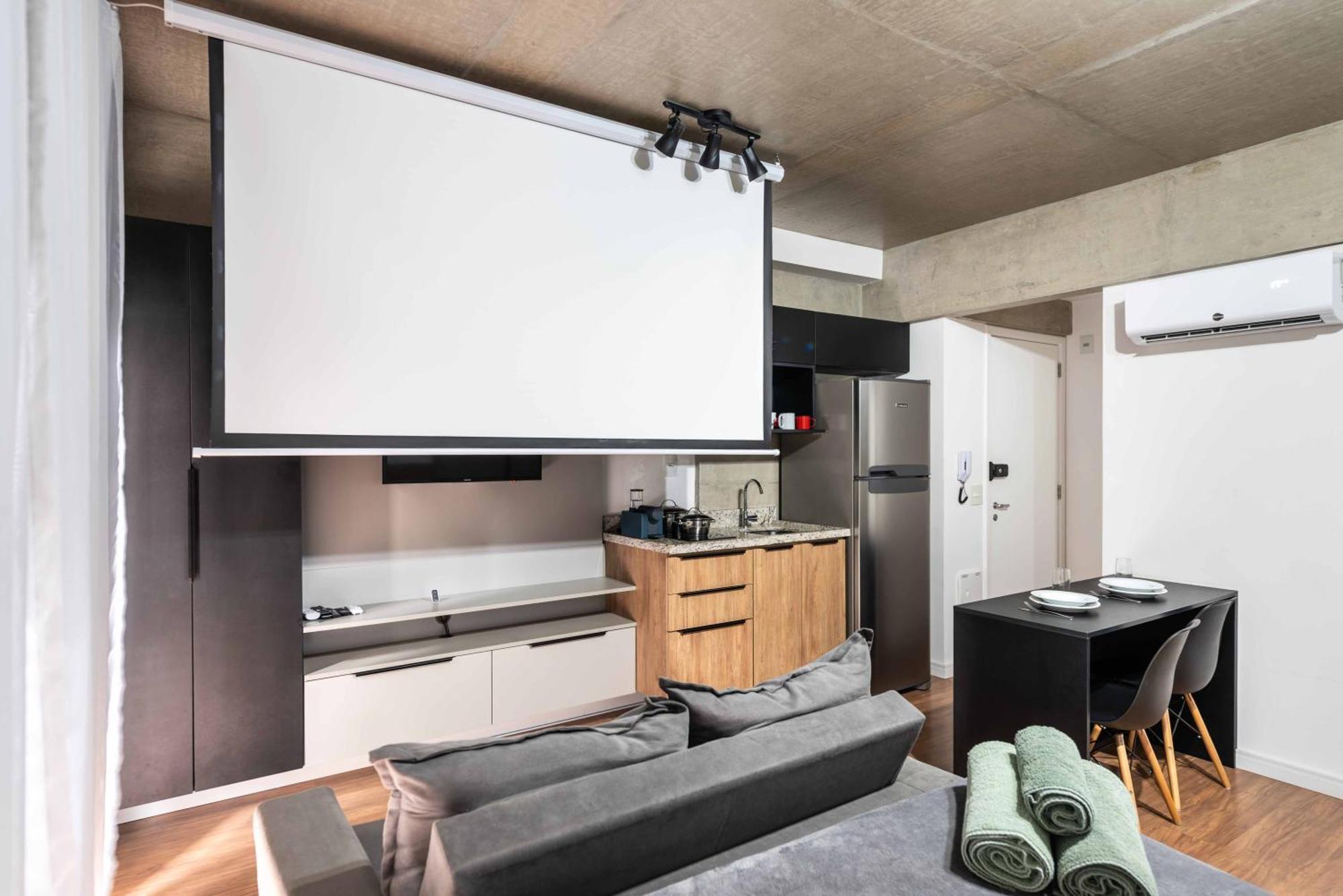 Daire 48 New W Movie Screen, Fast Wifi And Balcony *