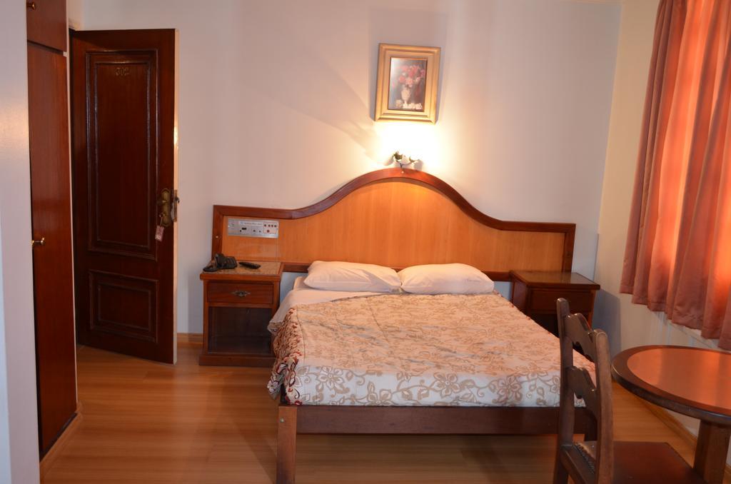 Reinales Plaza Otel 3*