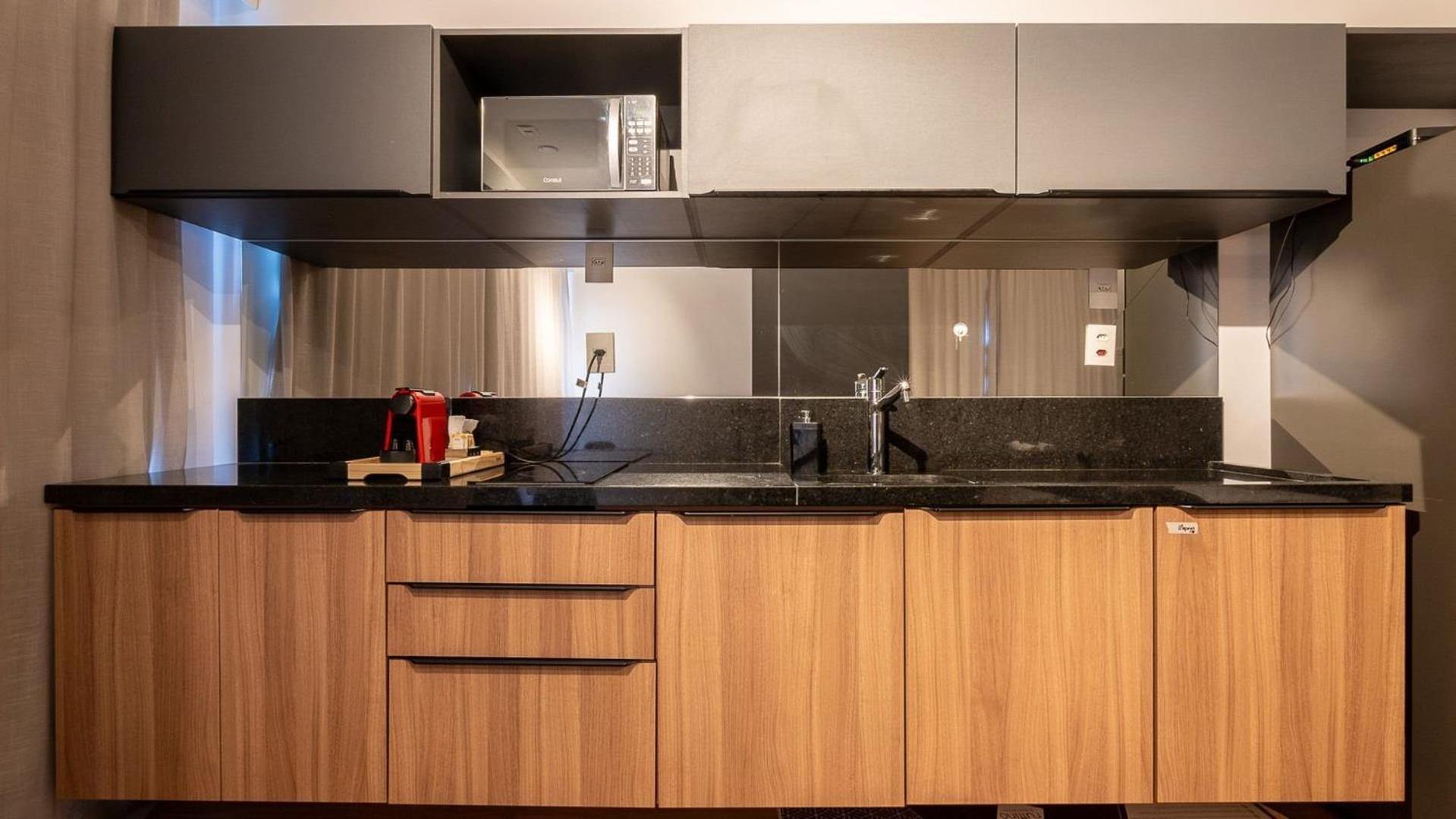 Apartment Completo Prox. Estacao Fradique Coutinho *