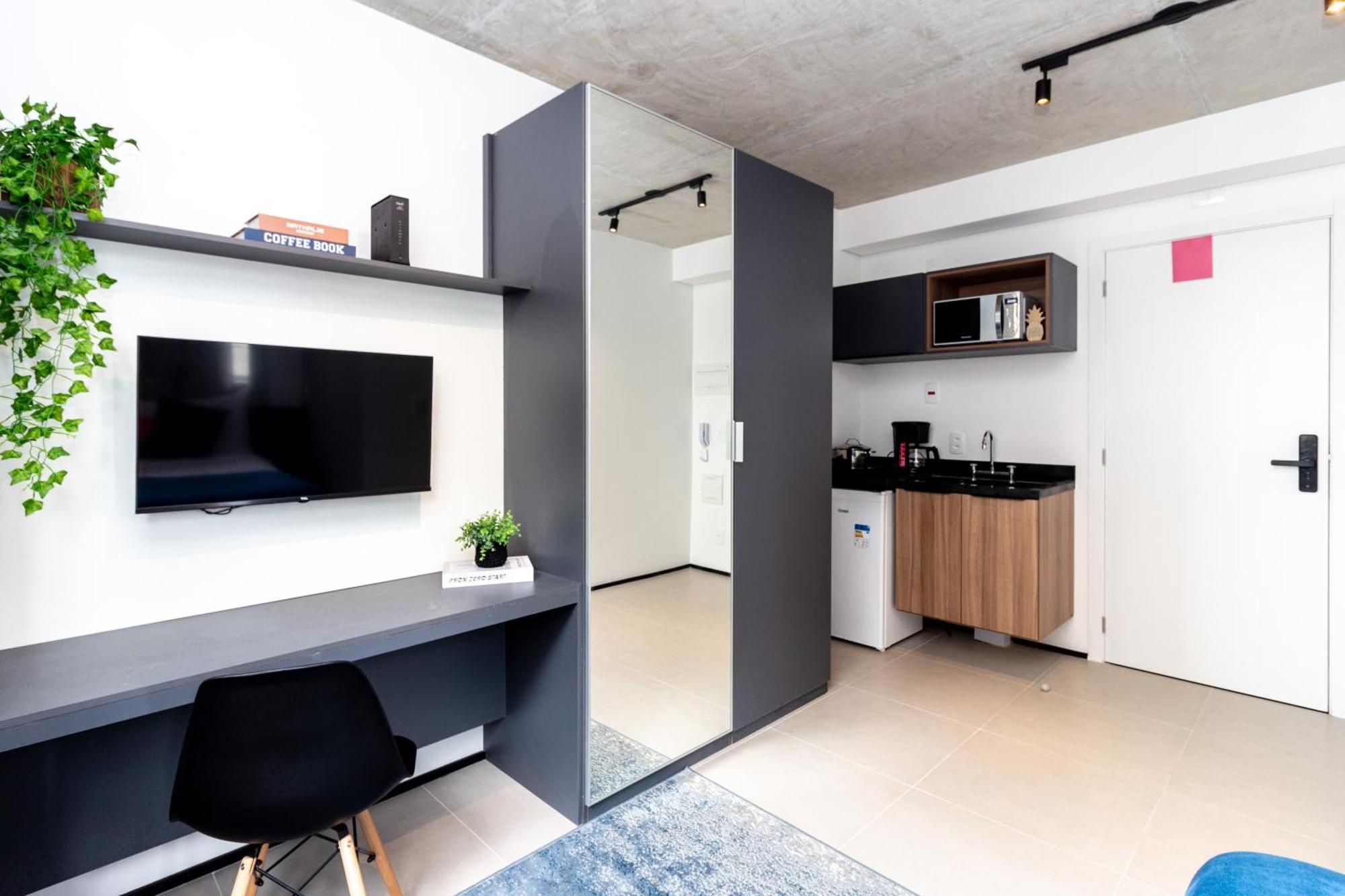 Apartment 360 Vn Frei Caneca By Housi - Mobiliados *