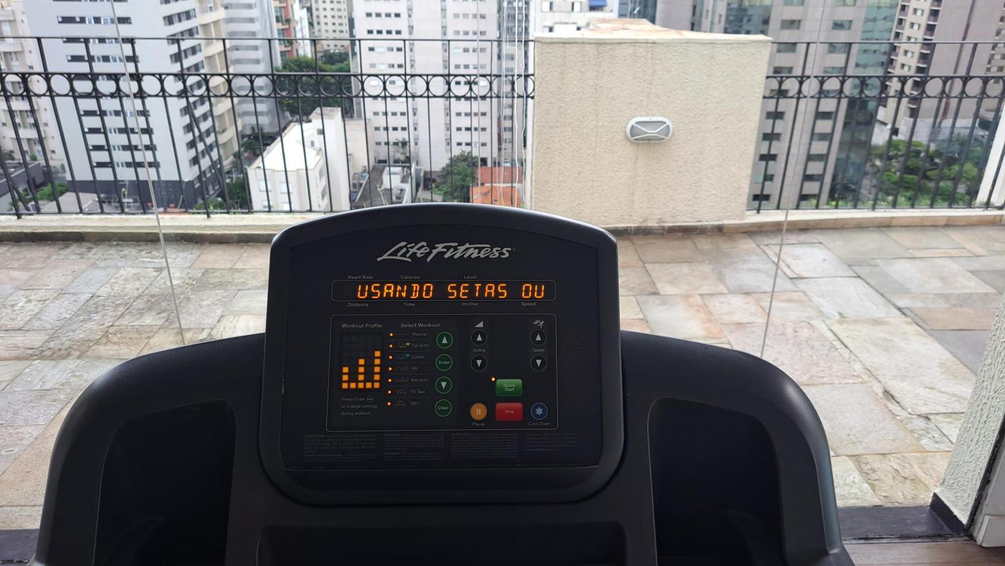 Flat Confortavel - Academia - Piscina - Garagem - Localizacao Do Itaim Bibi