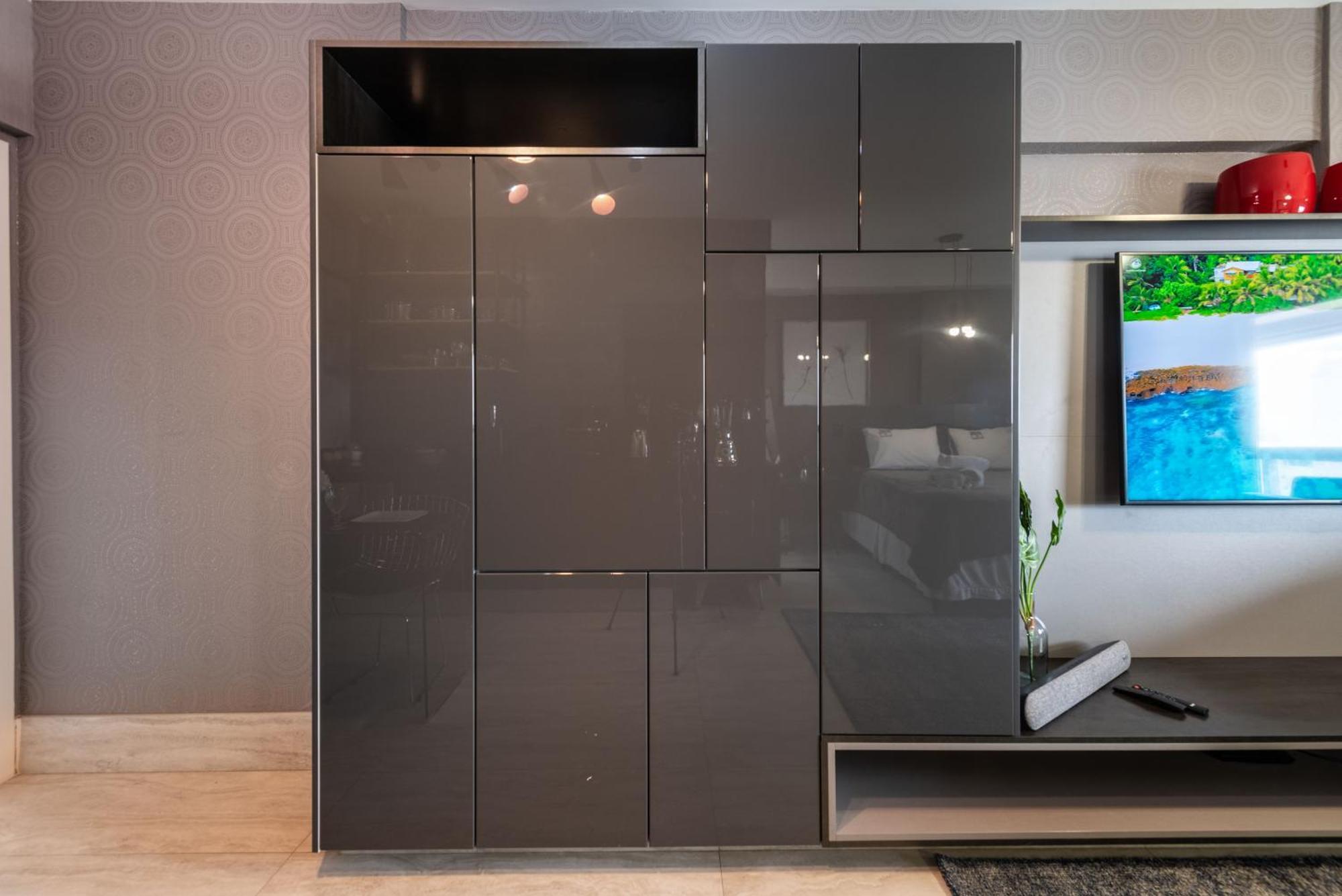 Rosemari's 2214 Studio Luxuoso Apartment *