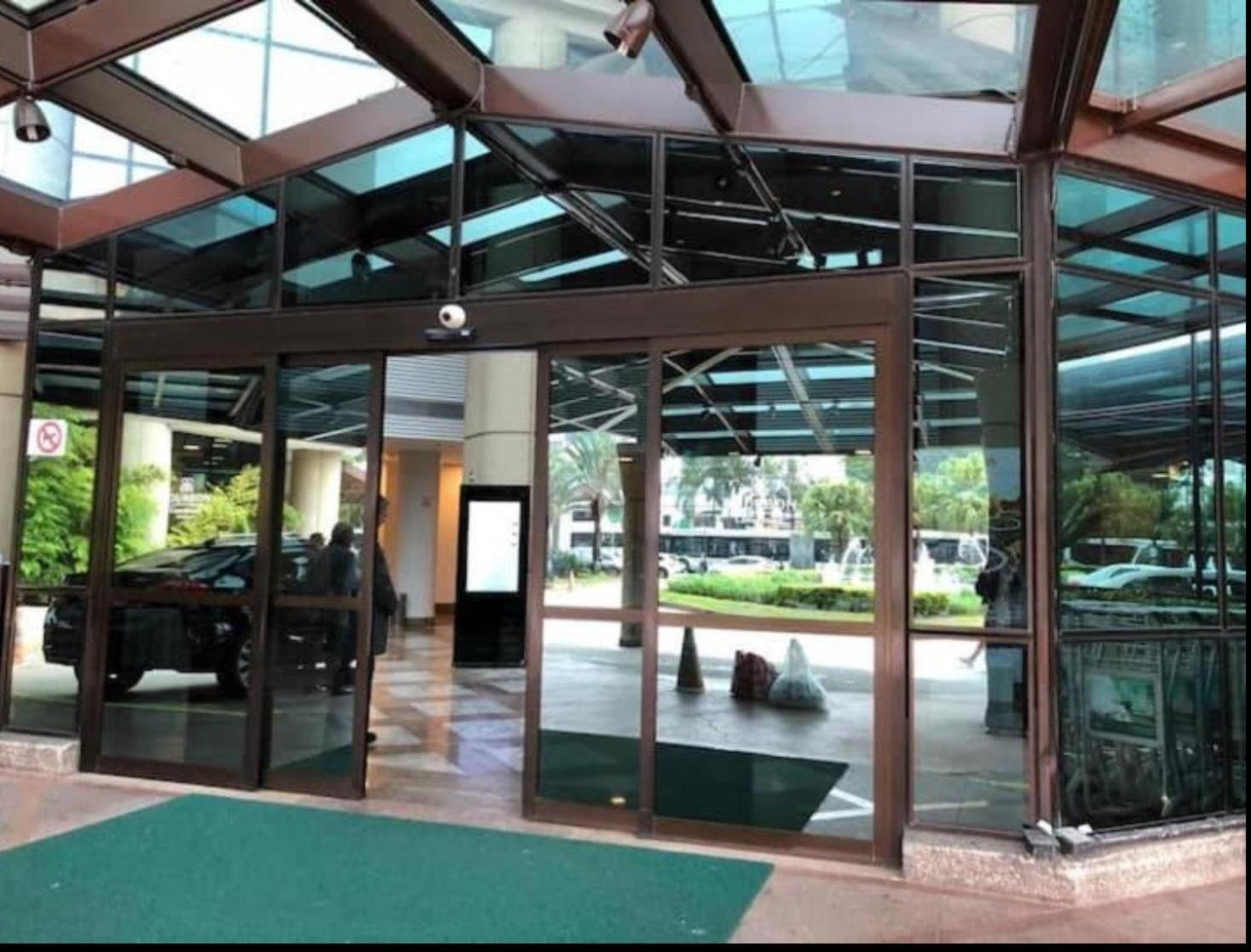 Hotel Flat 246 , Avenida Ibirapuera 2927, Moema-sao Paulo -