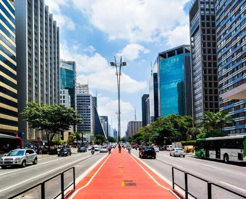 Apartment Decorado Com Sacada No Polo Cultural E Eventos Da De Sao Paulo