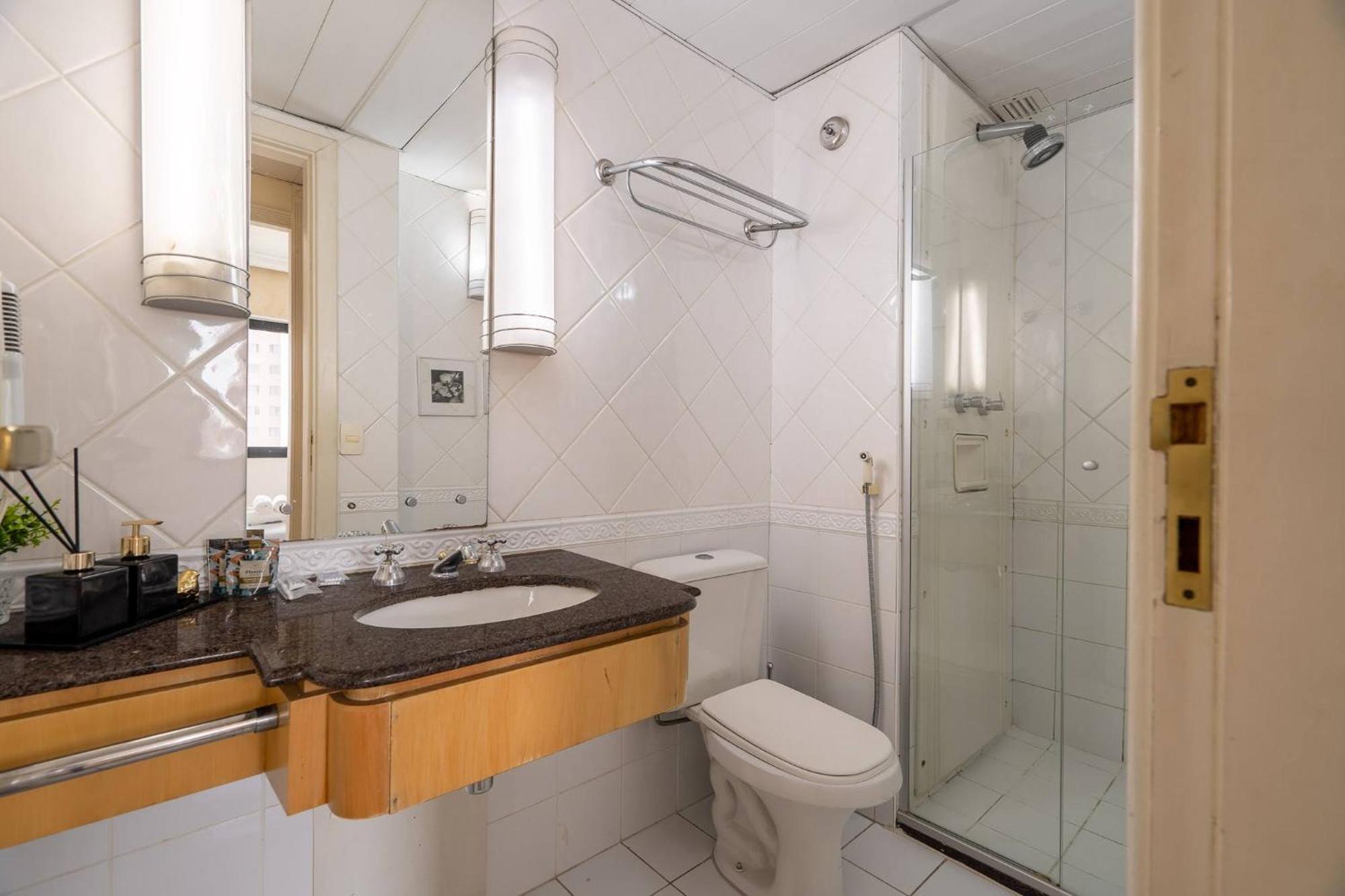 Apartemen Inside The Universe Paulista