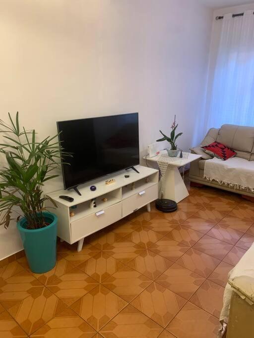 Casa Bem Localizada E Espacosa No Butanta *