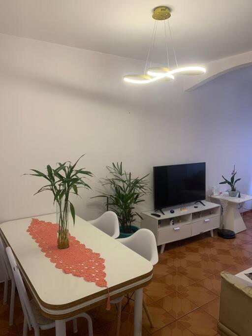 Casa Bem Localizada E Espacosa No Butanta