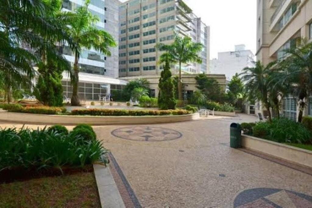 Paulista Daire *