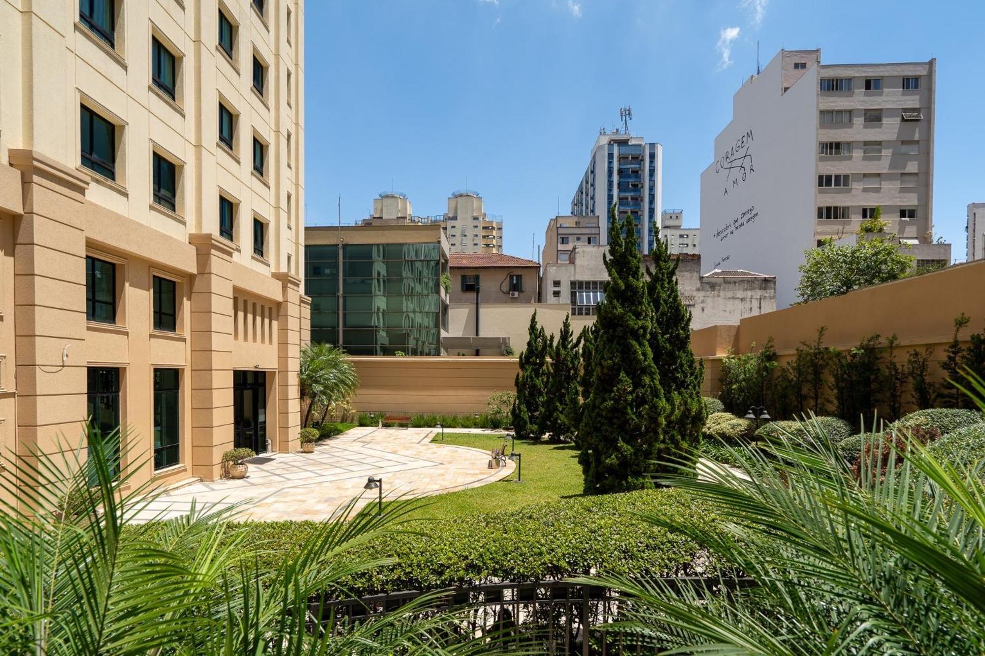 Inside Pinheiros Apartment