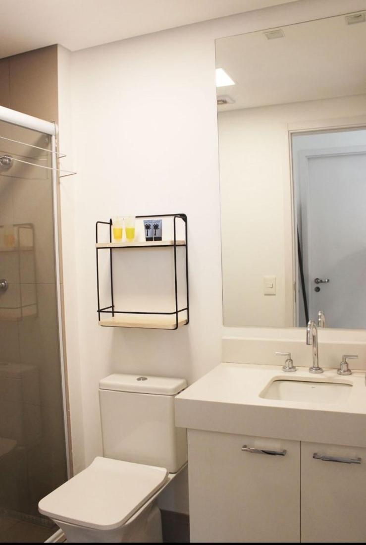 Wide 1504 Apartment