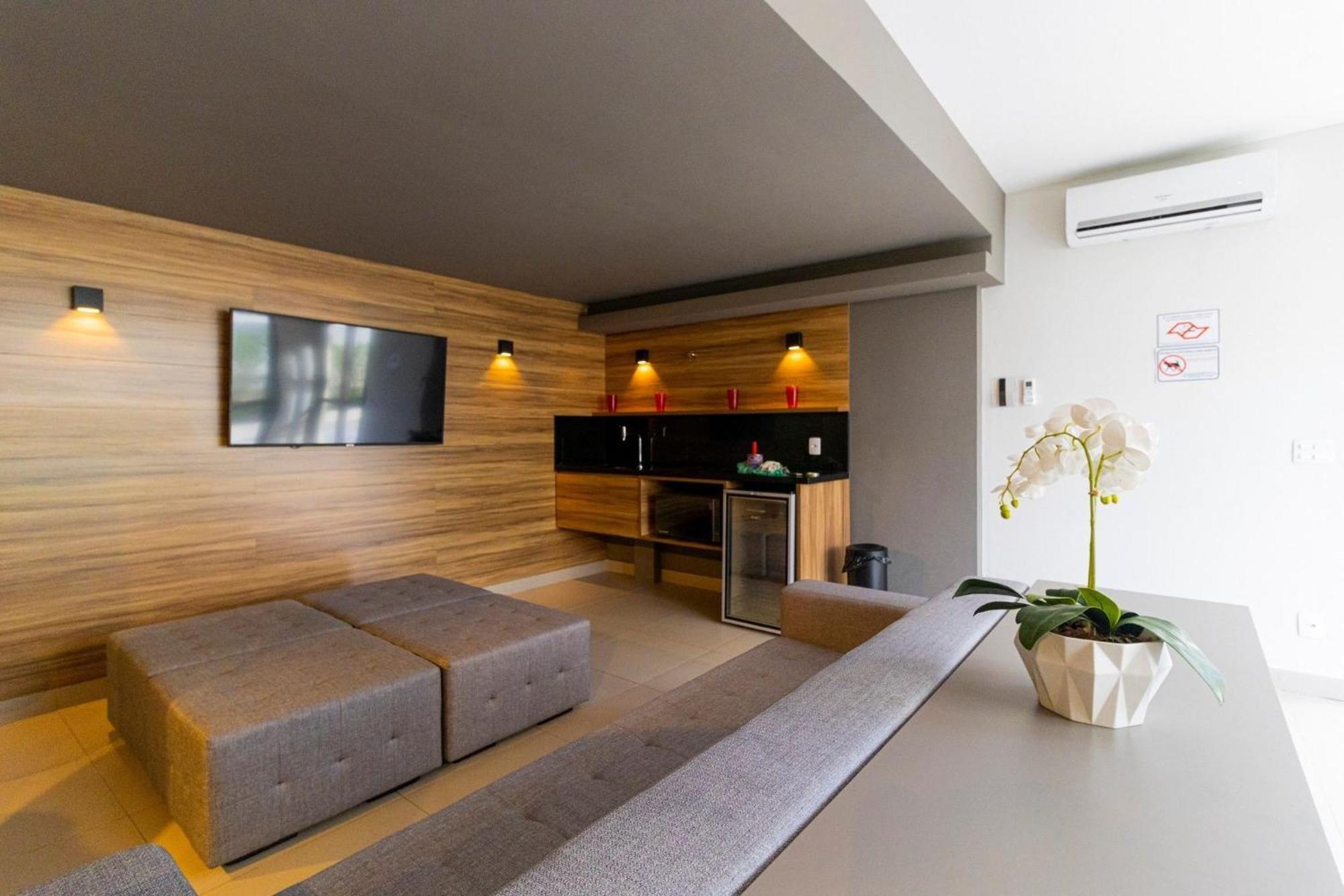 Kaza Noah Jacques Pilon Centro Tatil Evi *
