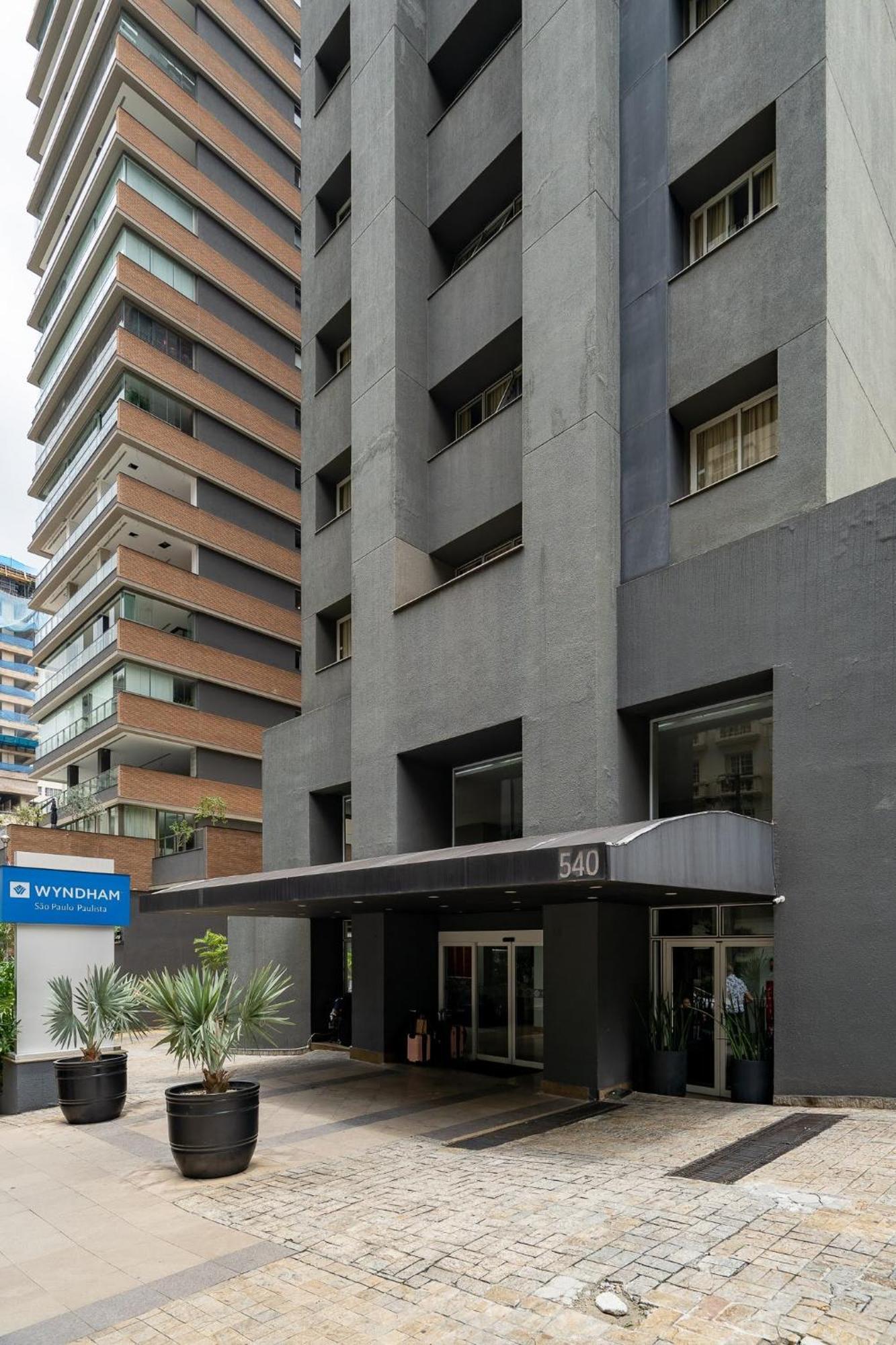Inside Windham Paulista São Paulo