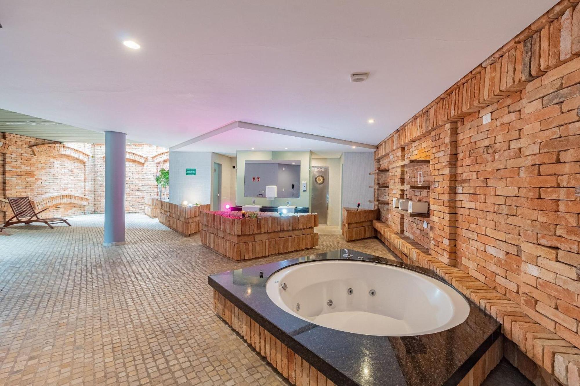Hotel Lflats No The First Free Flex Service *