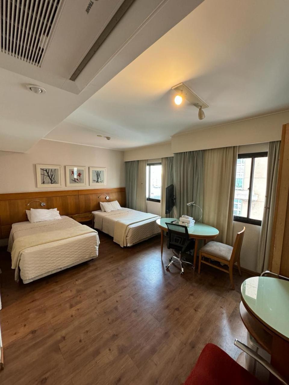 Living Slavieiro Moema Apartment