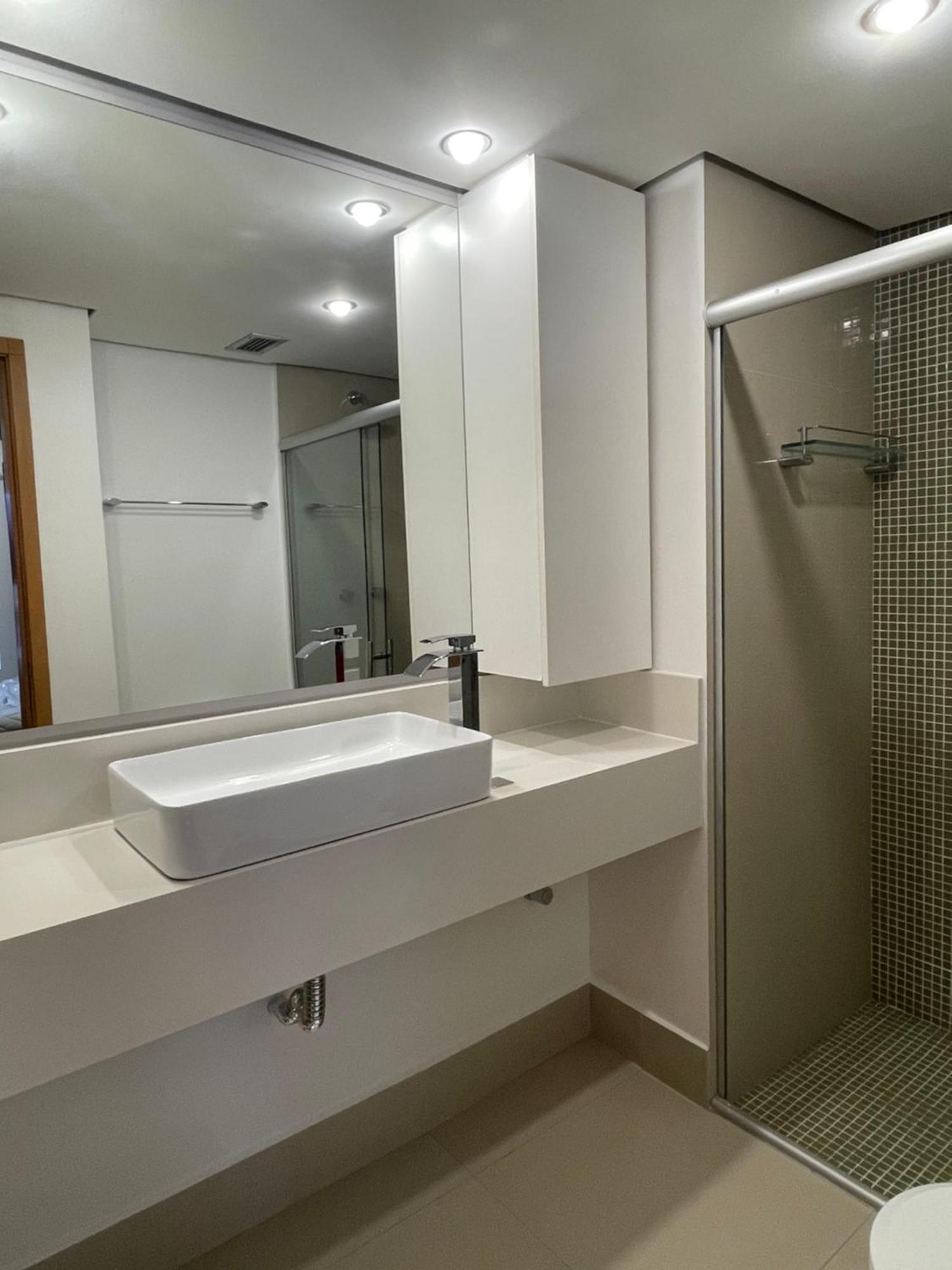 Apartemen Flat No Q. Paulista Nos Jardins, Com Sacada!