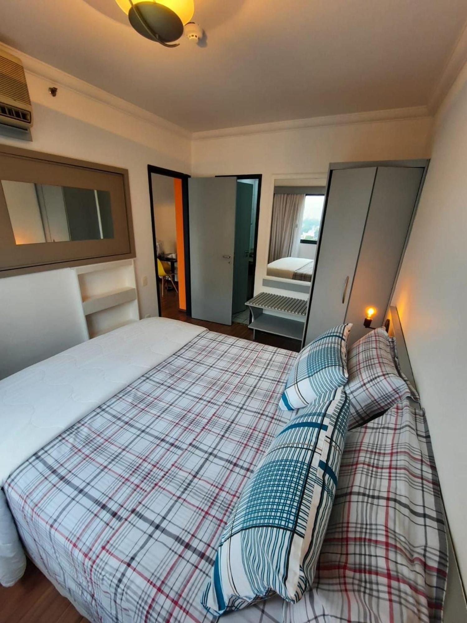 Otel Flat The Palace E Sala Perto Do Metro *
