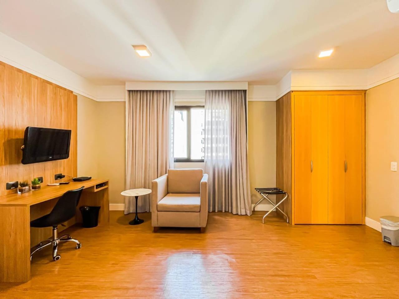 Khách sạn Flat - Rua Bela Cintra *