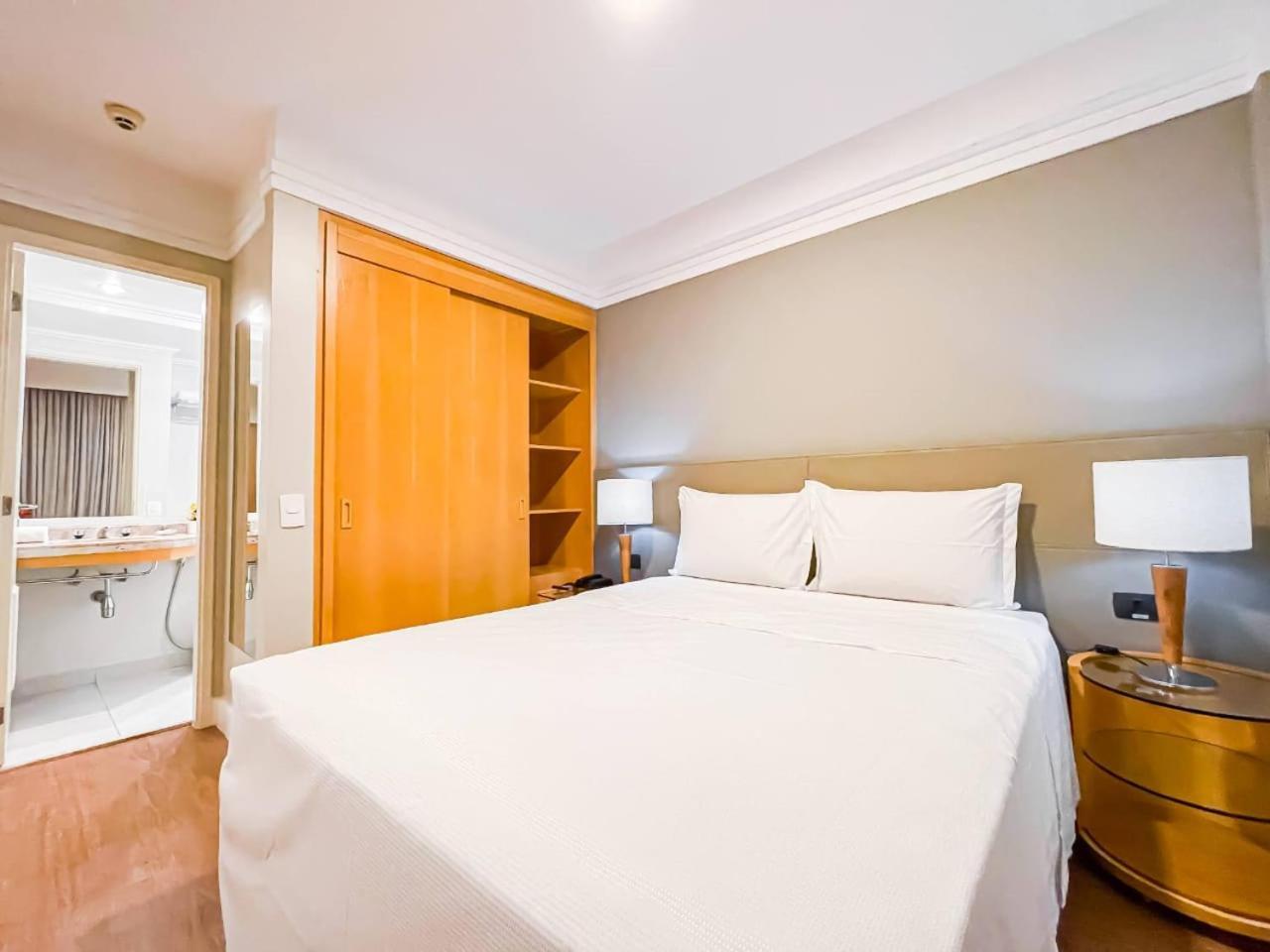 Khách sạn Flat - Rua Bela Cintra *