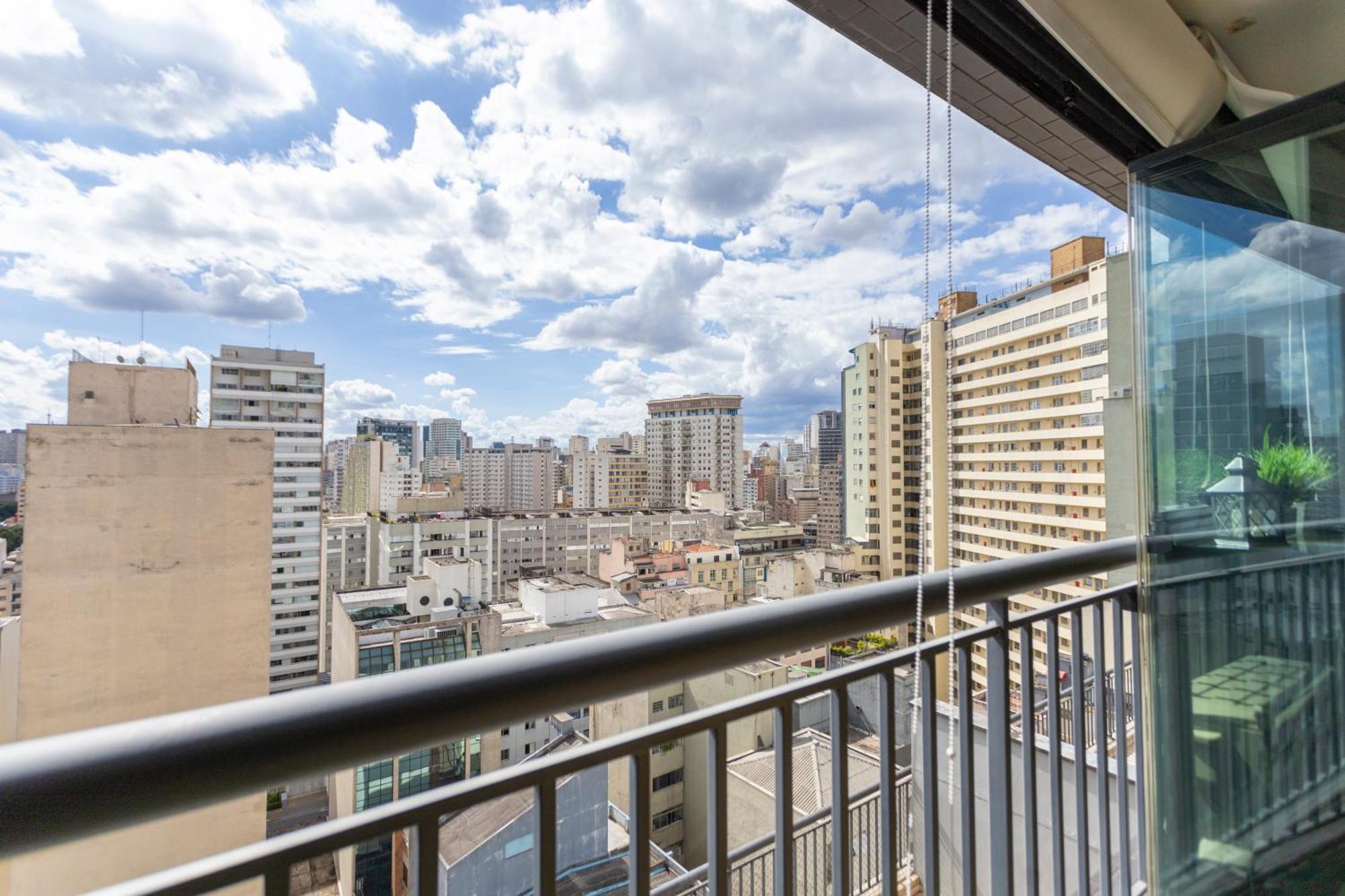 Apartamento Na Bela Vista Com Piscina E Vaga De Garagem