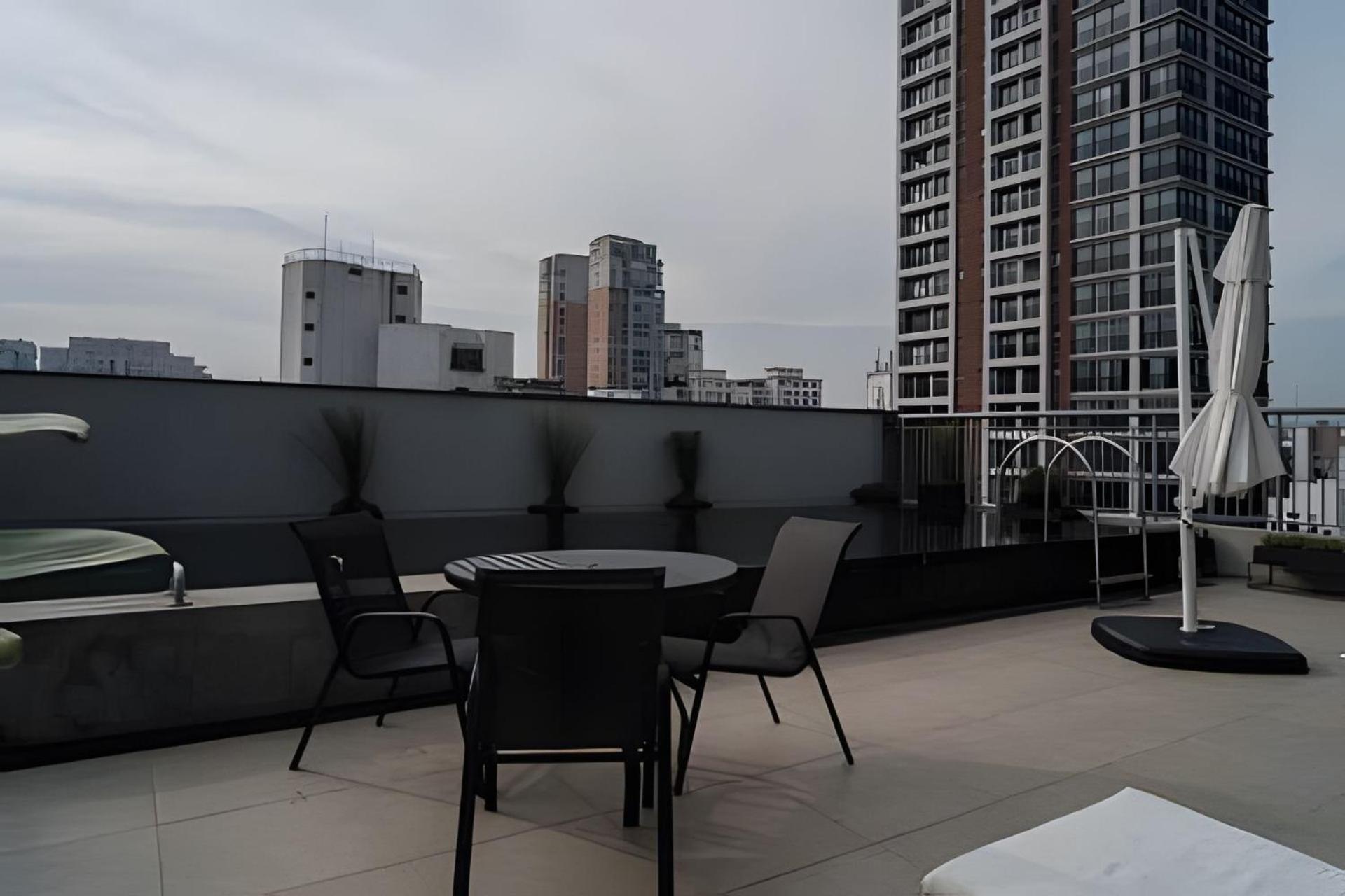 Apartment 110 Id Jauaperi