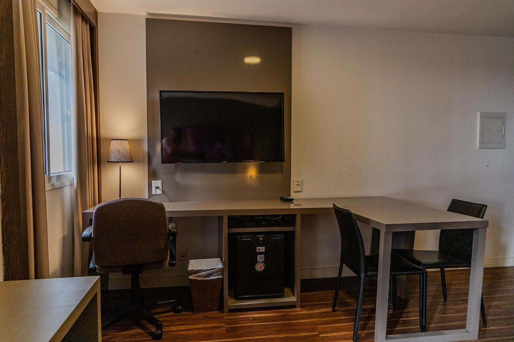 Hotel Elegant Flat Paulista Alameda Campinas Garagem , Pool, Ar Cod, São Paulo