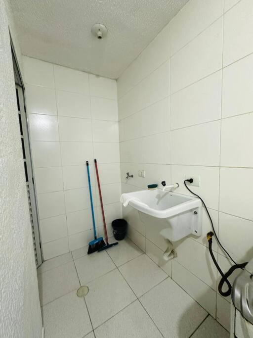 Apartment Apartamento Espacoso, Mobiliado 02 Zn Ap 03