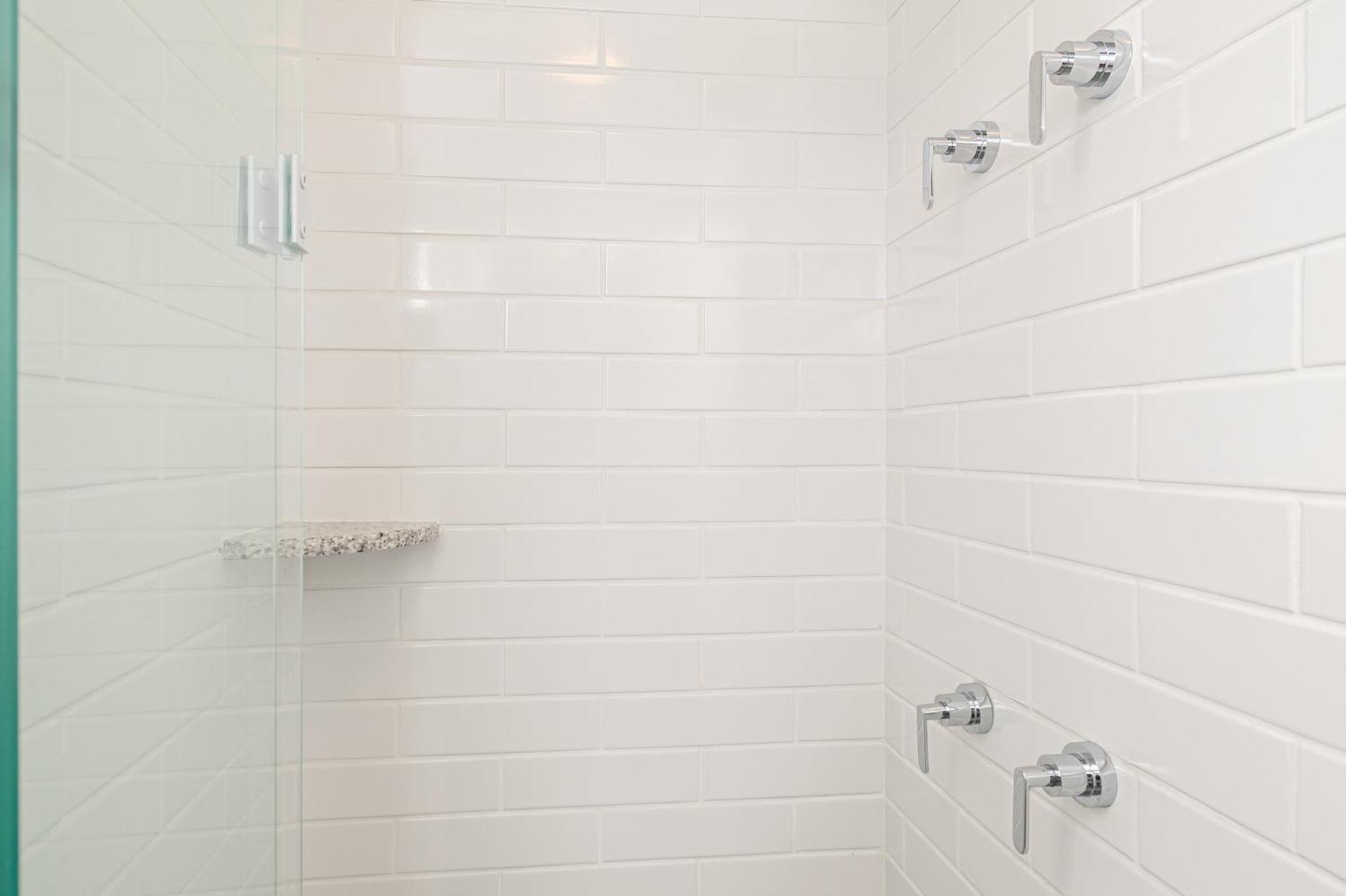 Khách sạn Ez Moema 4*