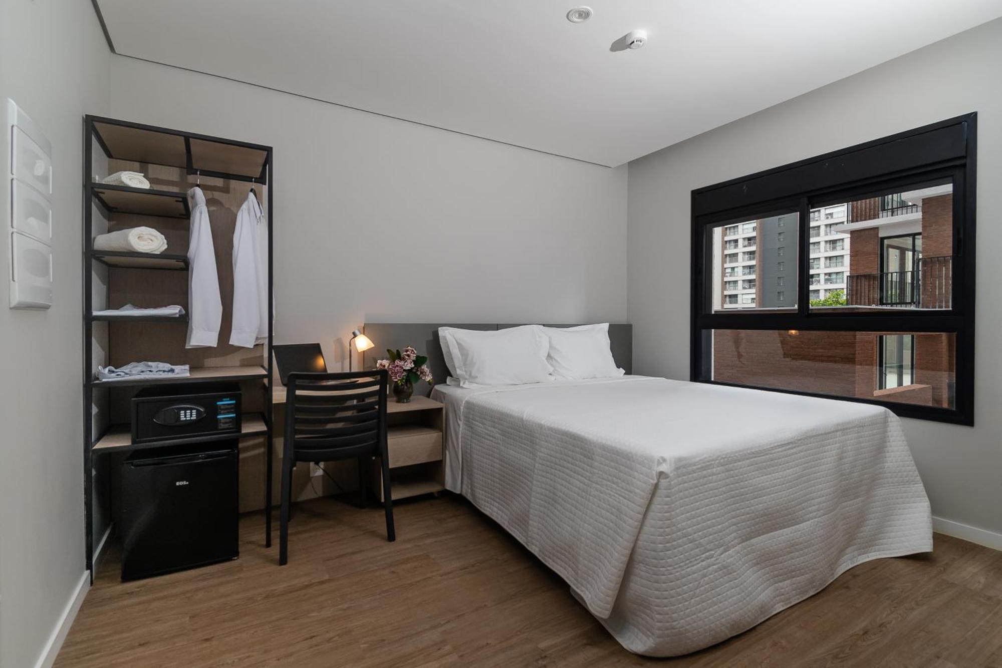 Khách sạn Ez Moema 4*